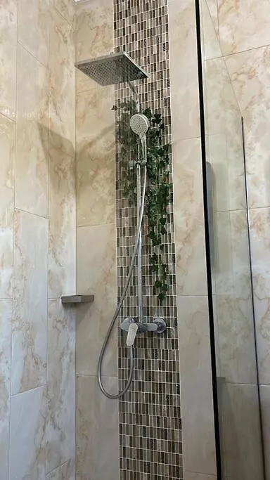 Apartment 2Br Condo W/Pool; Across Ac Hotel Kingston